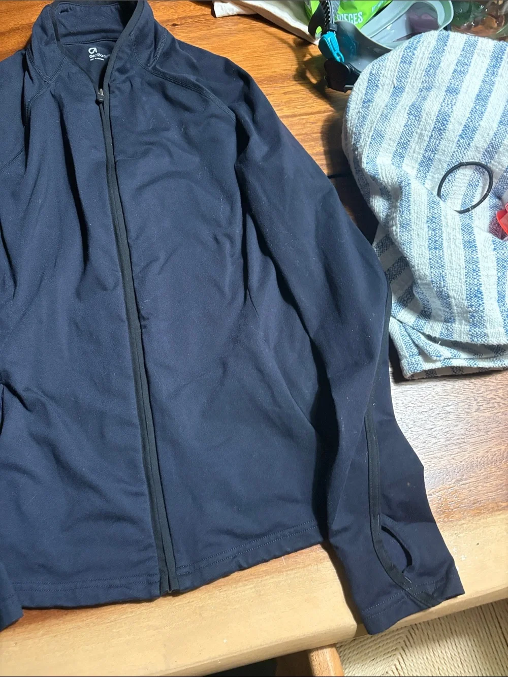 Women Full-Zip Navy Performance Jacket
